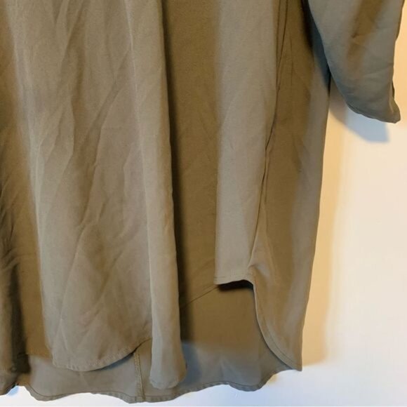 Lush olive green tunic top oversized medium - Picture 3 of 6
